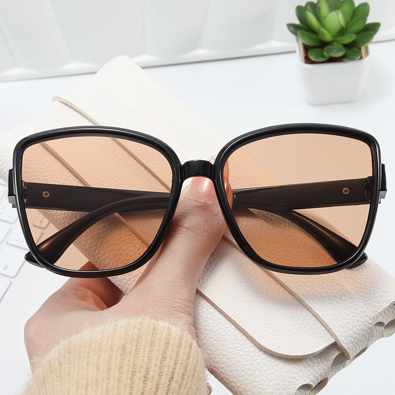 Damen elegante Oversized-Sonnenbrille im modernen Design Brehn