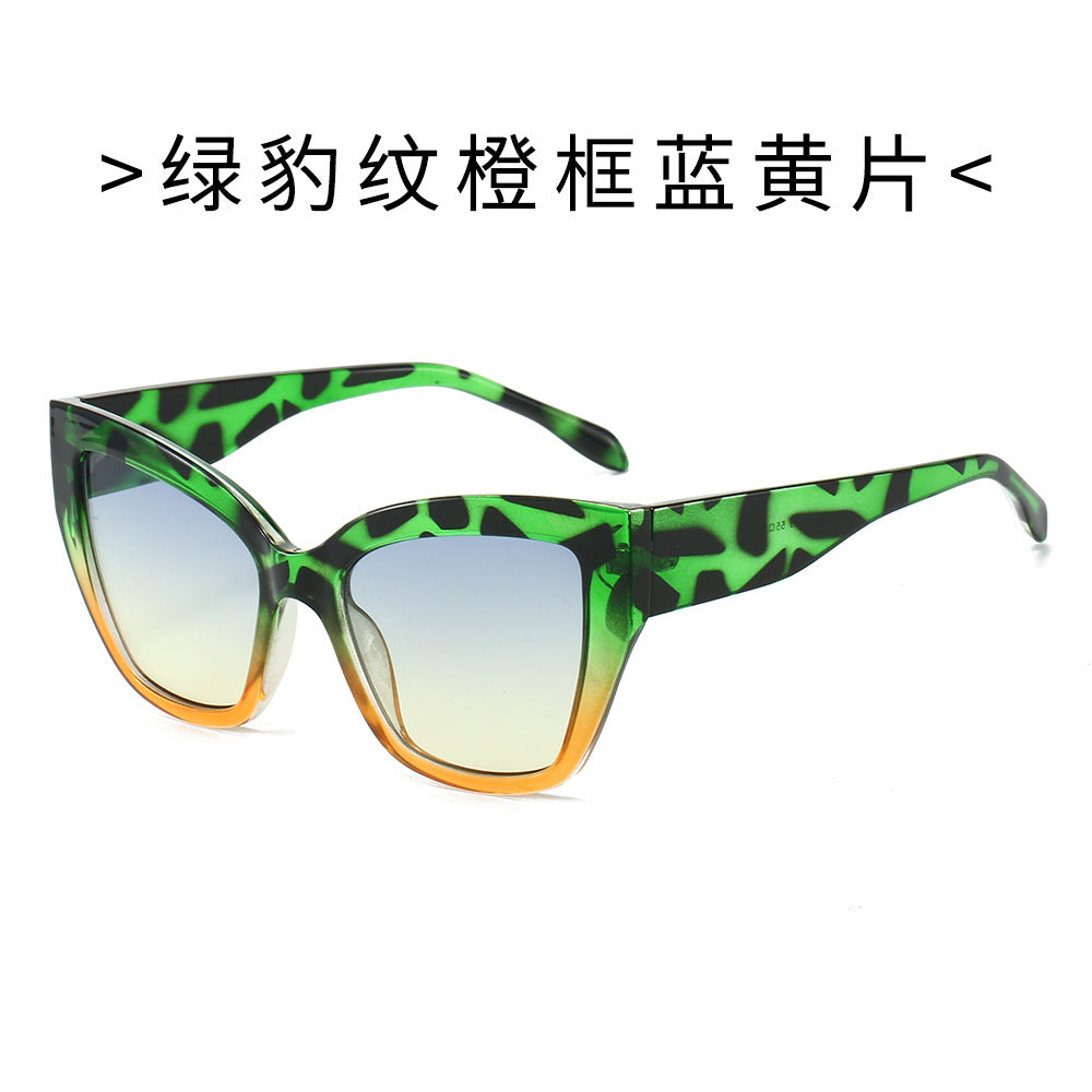 Damen Modische Sonnenbrille im trendigen Schildpattdesign Brehn