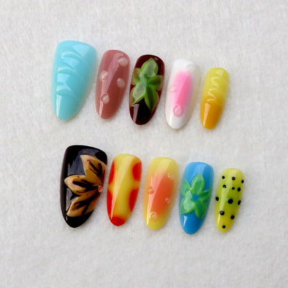 Künstlerische kreative Press-On Nageldesigns