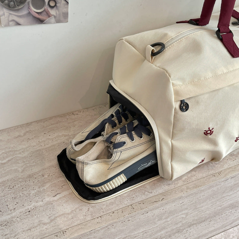 Sportliche Multifunktions-Duffel-Tasche Mit Verstellbarem Schultergurt Und Robusten Griffen Brehn