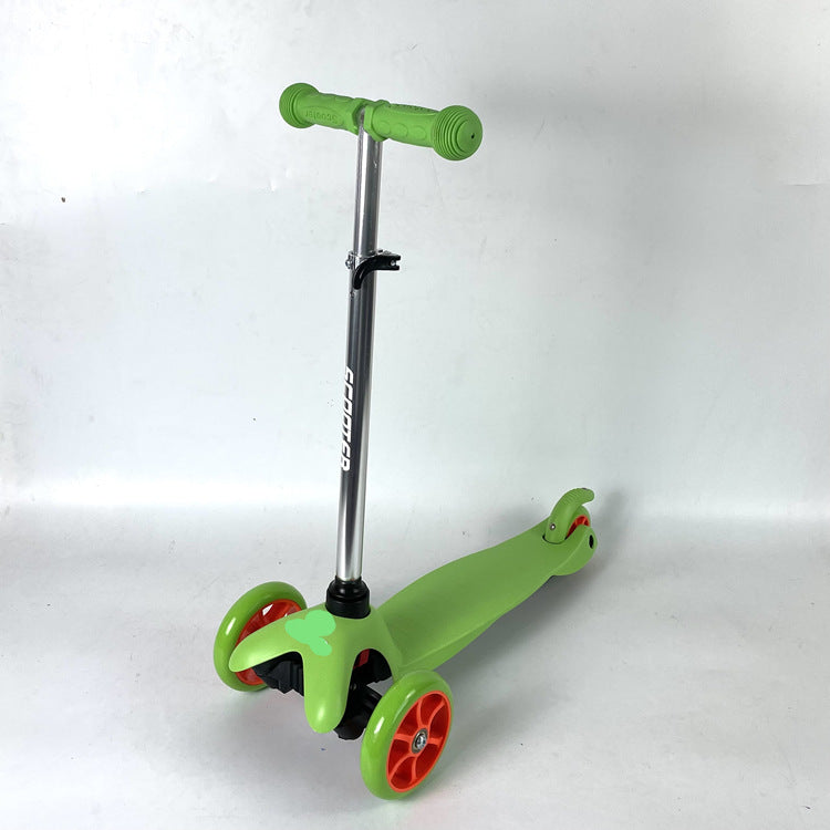 Smooth-Riding Lean-to-Steer Kickboard Scooter Brehn