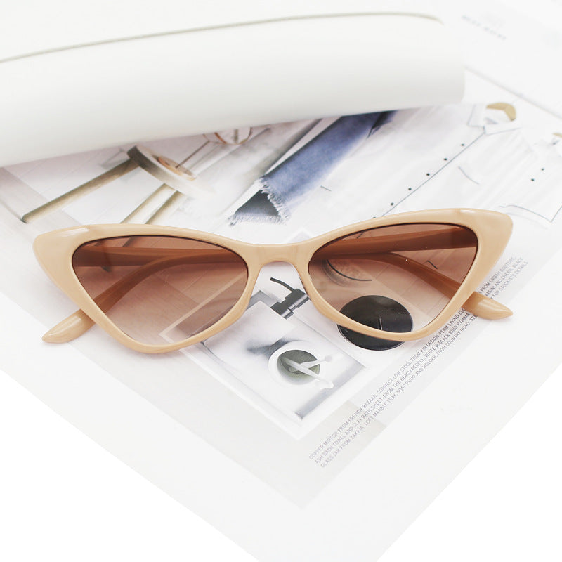 Damen Cat-Eye Sonnenbrille mit sorgfältig gestaltetem Rahmen Brehn