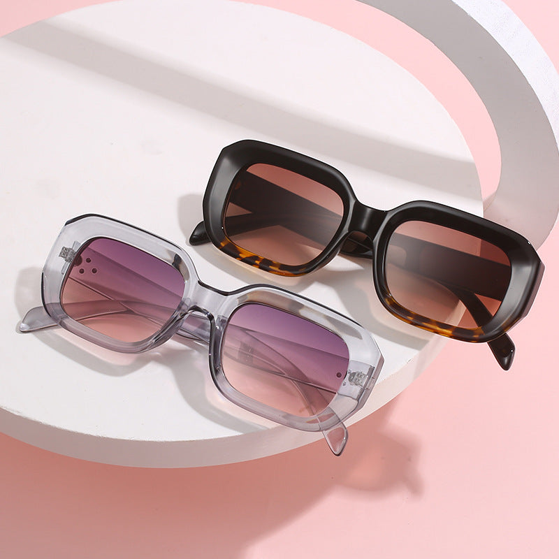 Damen oversized quadratische Sonnenbrille mit trendigem Design Brehn
