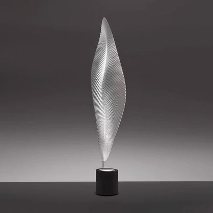 Künstlerische Stehlampe