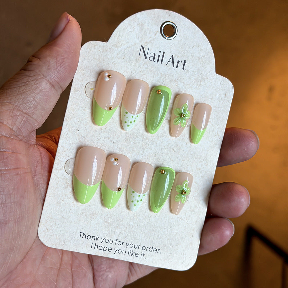 Natur-inspiriertes Press-On Nagelkunst-Set Brehn