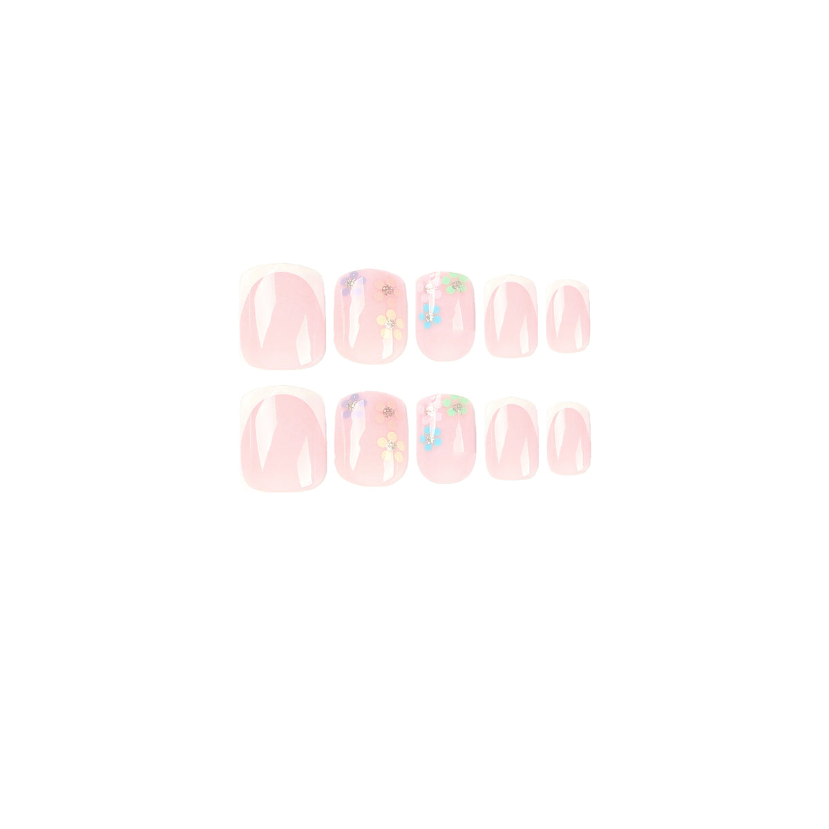 Kunstvolle Nagelkunst mit floralem Akzent und elegantem French-Tip Brehn
