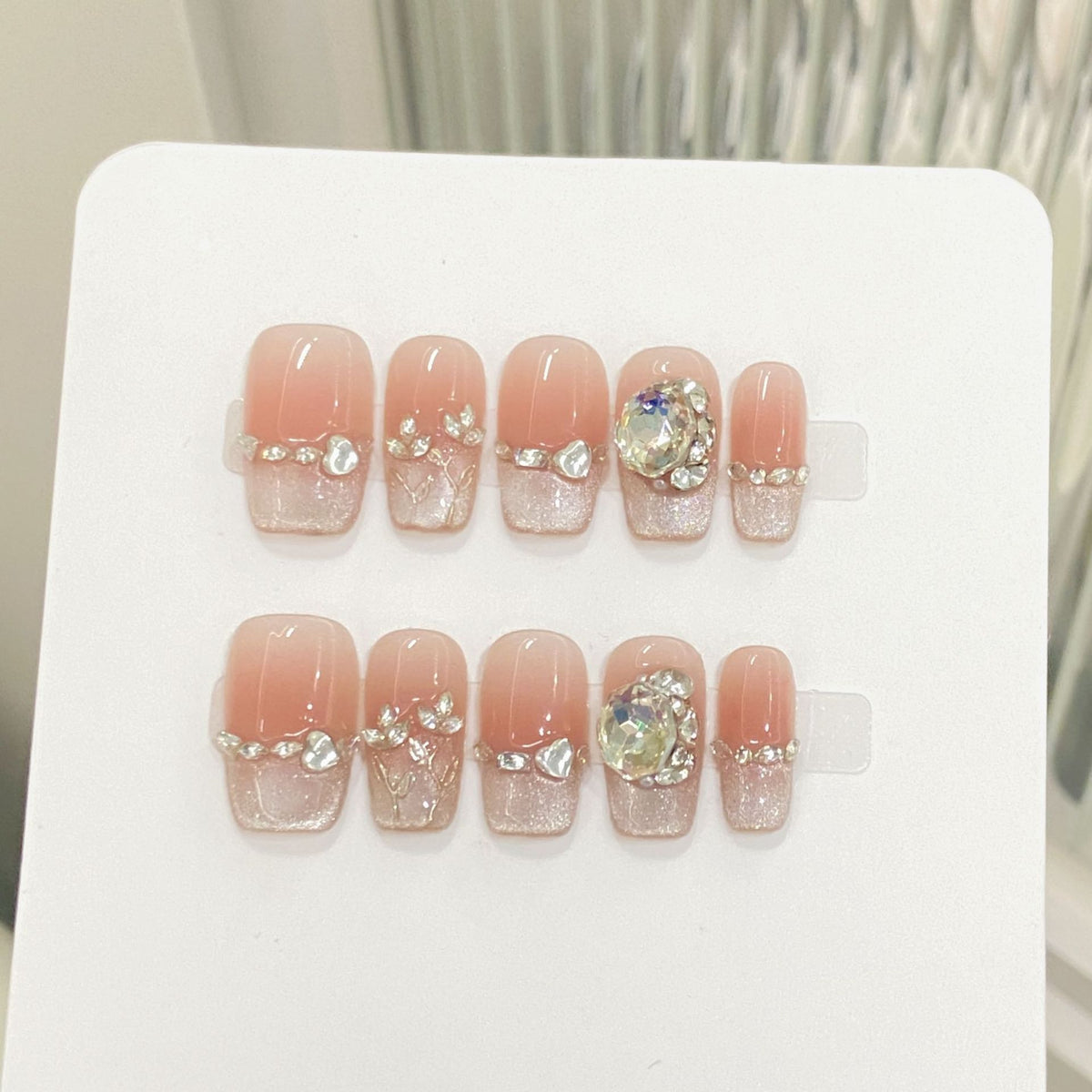 Dekoratives Kristall-akzentuiertes Druck-Nagelkunstset