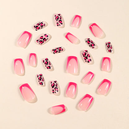 Stilvolle Leopard-Print-Nail-Art-Erweiterungen Brehn