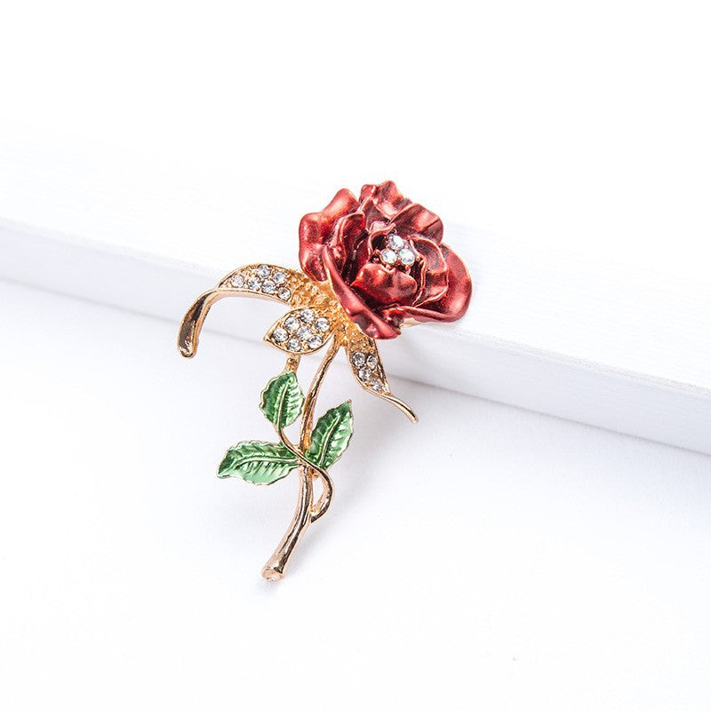 Eleganter Blumenschmuck mit Kristallen Brehn