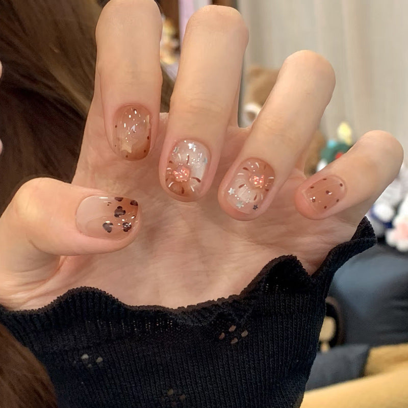 Elegante Blumendruck-Nagelkunst Brehn