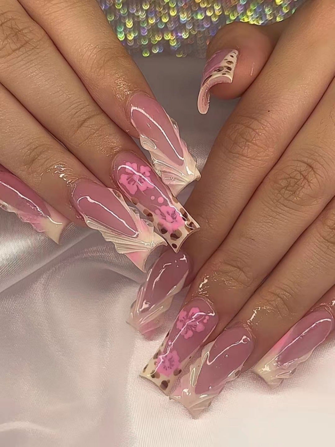 Floral Acrylnagelvergrößerungen Brehn