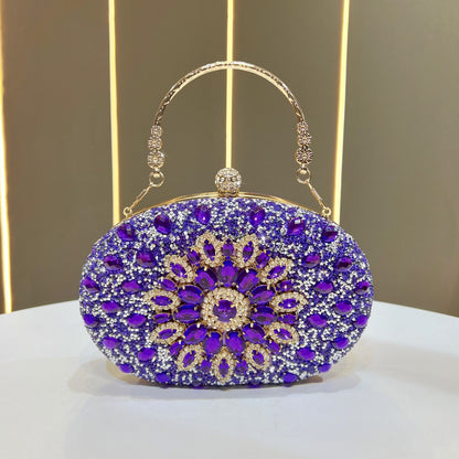 Dekorative verzierte Abendhandtasche