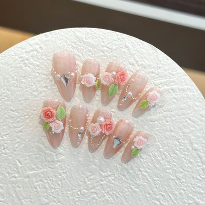 Blumenverzierte Press-On-Nagelset