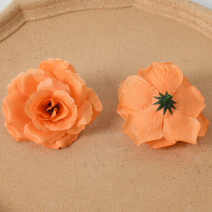 Elegante Stoffblumen-Haarspangen