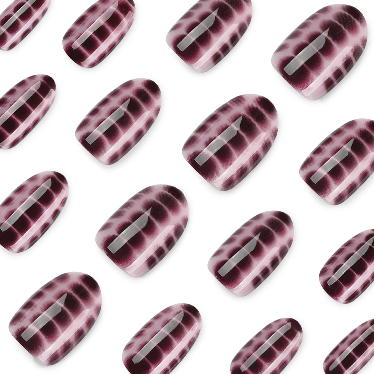 Kunstvolle Nagelkunst mit Schlangenmotiv Brehn