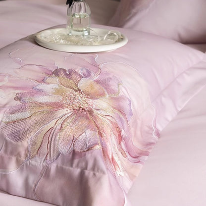 Seidiger Satin-Hortensien-Print Bettbezug-Set mit umkehrbarem Rücken und dekorativen Kissenbezügen