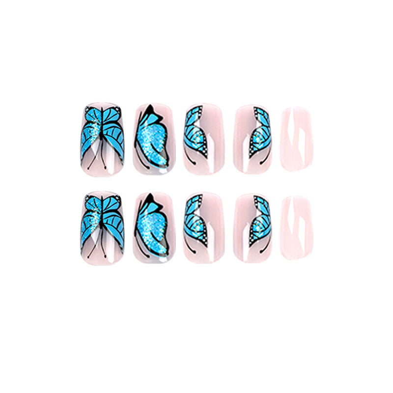 Künstliche Nagelkunst Design mit Schmetterlingsmotiv Brehn