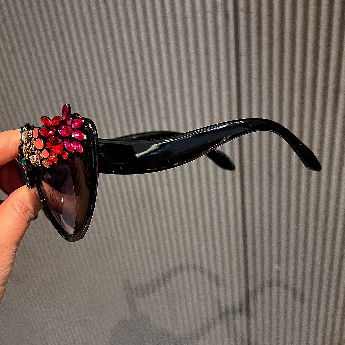 Damen Cat-Eye Sonnenbrille mit luxuriöser Kristallverzierung Brehn