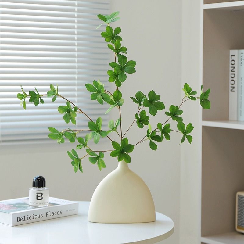 Elegante Minimalistische Keramikvase