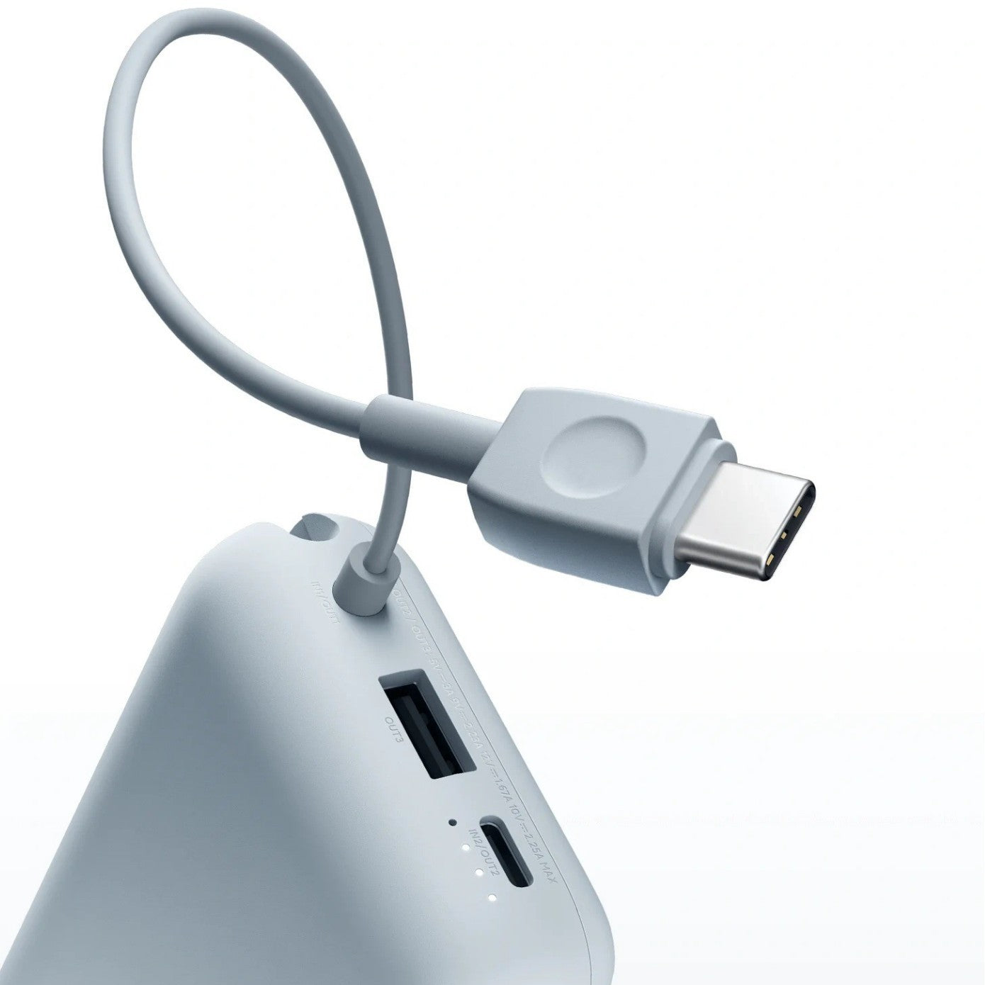 Kompakte Hochleistungs tragbare Powerbank mit integriertem USB-C-Kabel und Silikon-Trageband Brehn