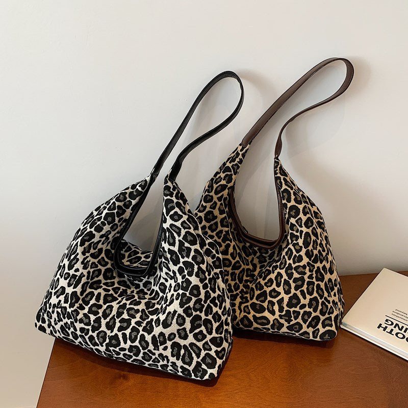 Stylische Leopardenmuster-Hobo-Tasche Brehn