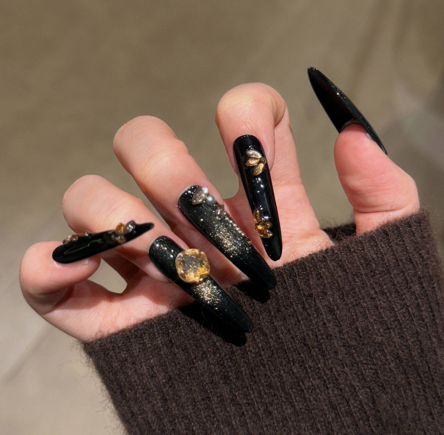 Premium Glitzerndes Stiletto Press-On Nagelset Brehn
