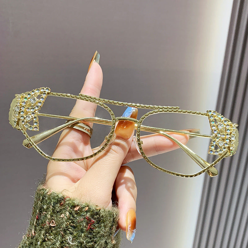 Damen Luxus Sonnenbrille mit elegantem Schmetterlings-Detail Brehn
