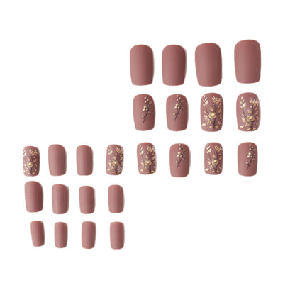 Künstlerische Nagelkunst Brehn