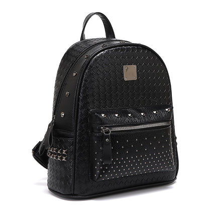 Nieten-Leder-Rucksack Brehn