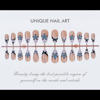 Blumen-Themen Press-On Nageldesign-Kollektion Brehn