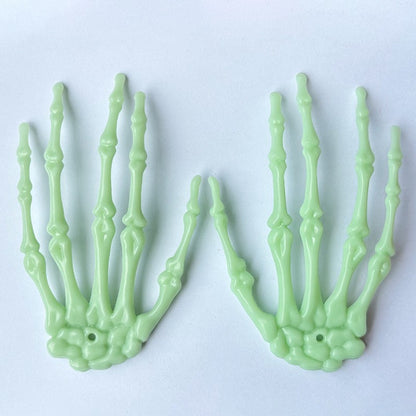 Bewegliche Skelett-Hand Erdspieße für Halloween-Gartendekoration aus wetterfestem Kunststoff