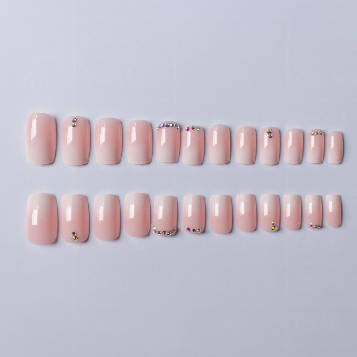 Kristallverzierter Nagelkunst-Kit