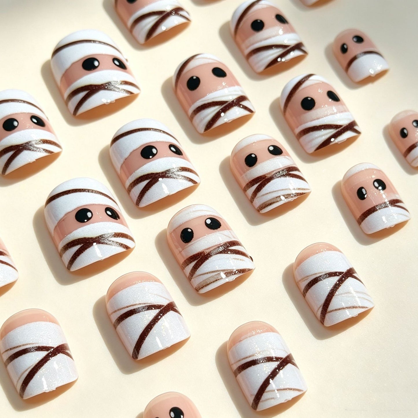 Halloween Themed Press-On Nail Design Brehn