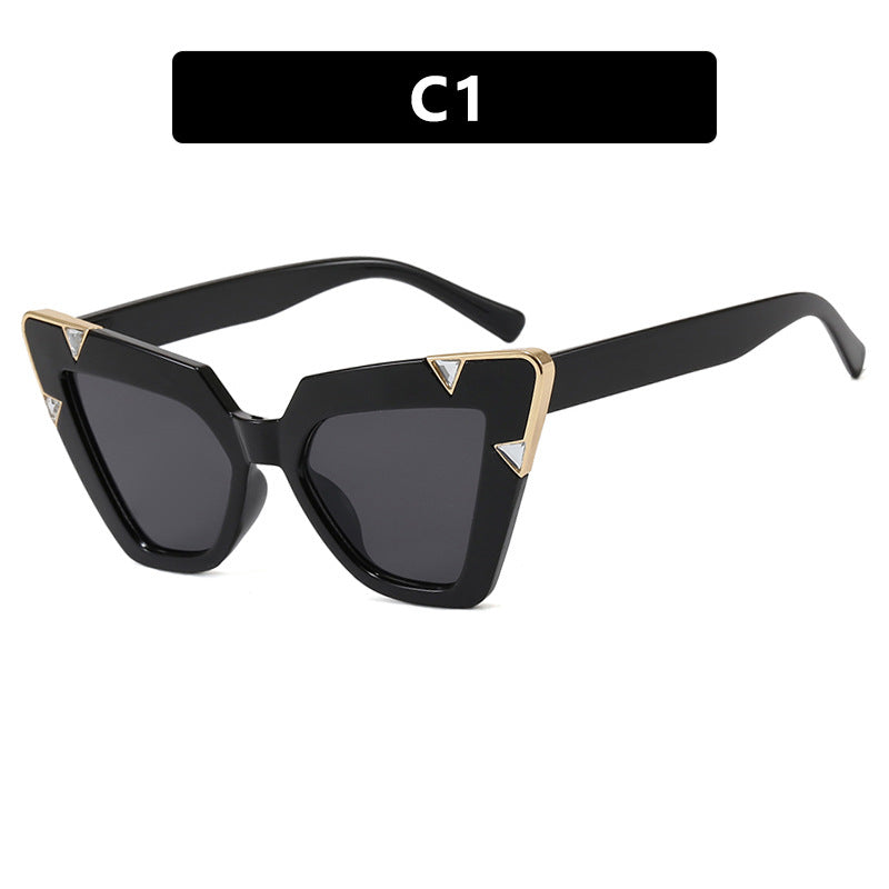 Damen Cat-Eye Sonnenbrille mit luxuriösem Motiv und schützendem UV-Filter Brehn