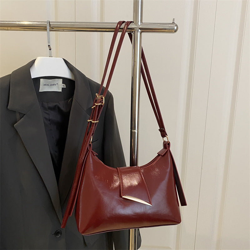 Luxuriöse Patelleder-Schultertasche Brehn