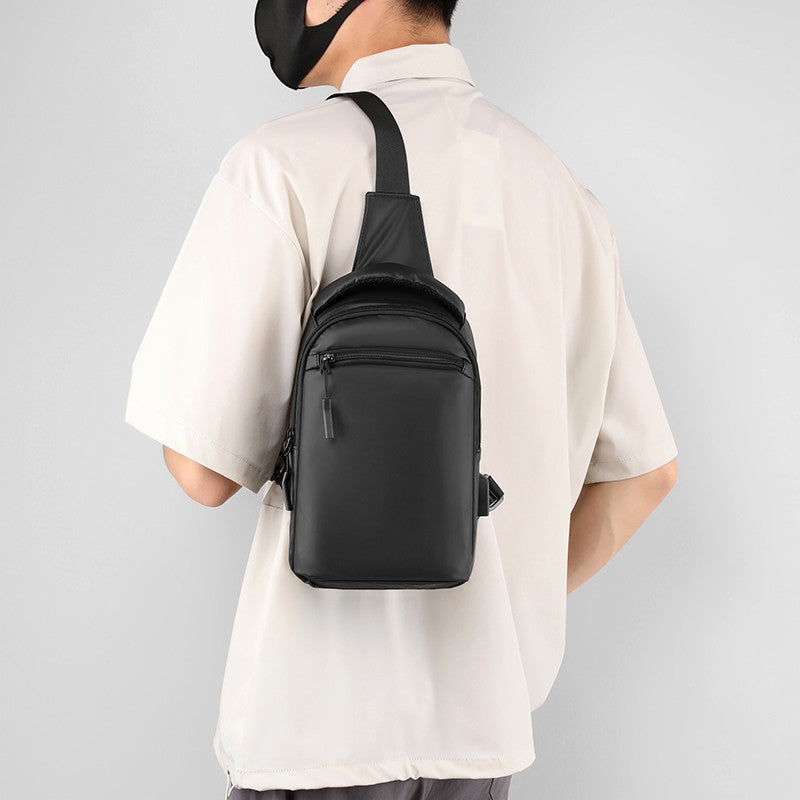 Kompakte Sling-Rucksack Brehn