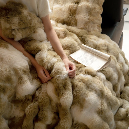 Faux-Fur-texturiertes wendbares Bettbezug-Set mit plüschigen Kissenbezügen