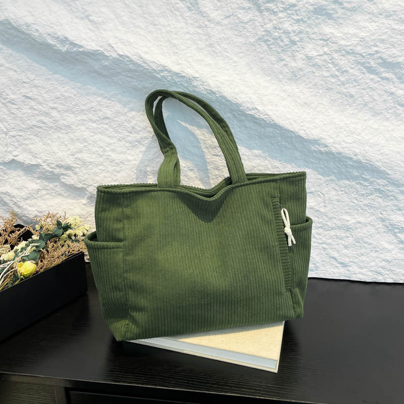 Gemütliche strukturierte Stofftasche