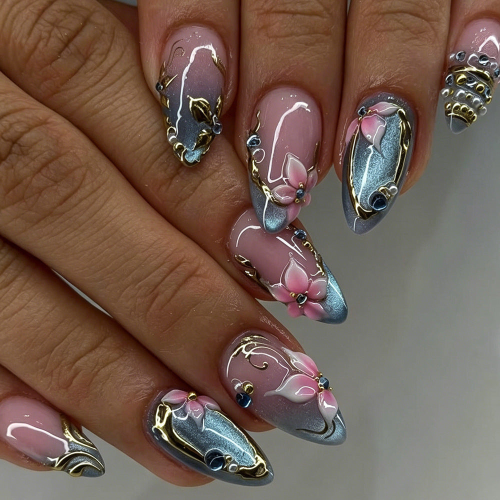 Dekorative Nagelkunst Brehn