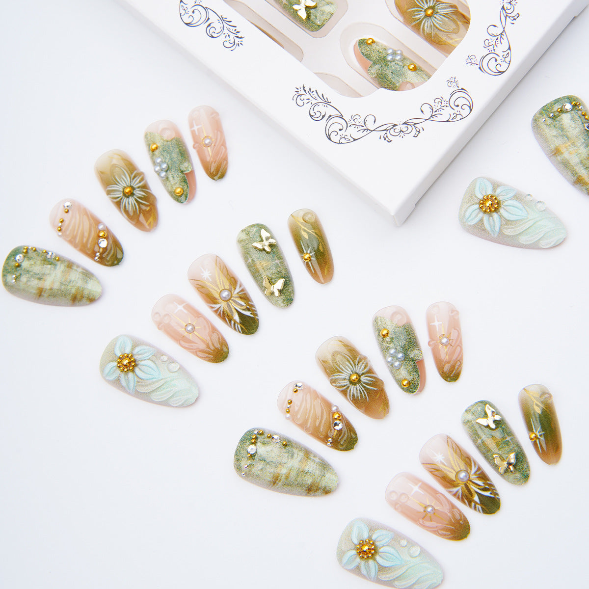 Glamouröse Aziatische Kunstnagelkollektion Brehn