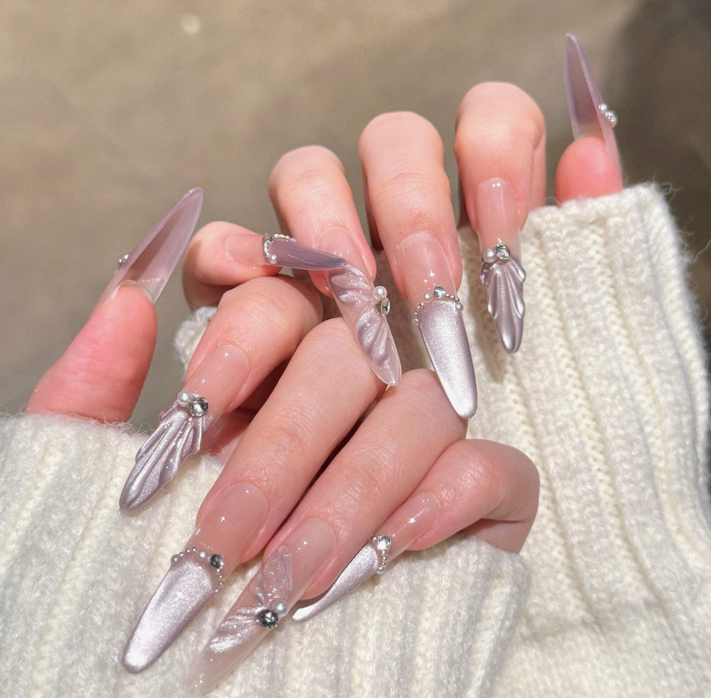 Dekorative 3D Kristall-verzierte Nagelkunstverlängerungen Brehn