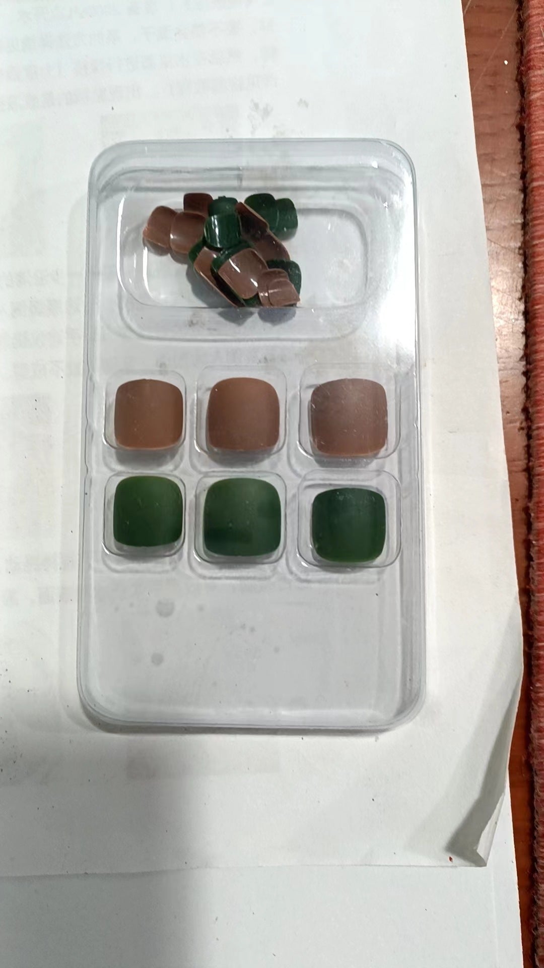 Dekorative Press-On Nagelset Brehn