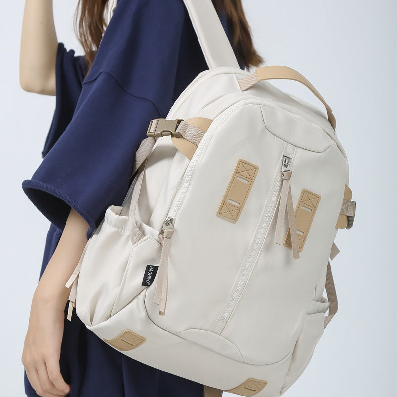 Vielseitiger Rucksack mit Ergonomischem Design und Zahlreichen Fächern Brehn