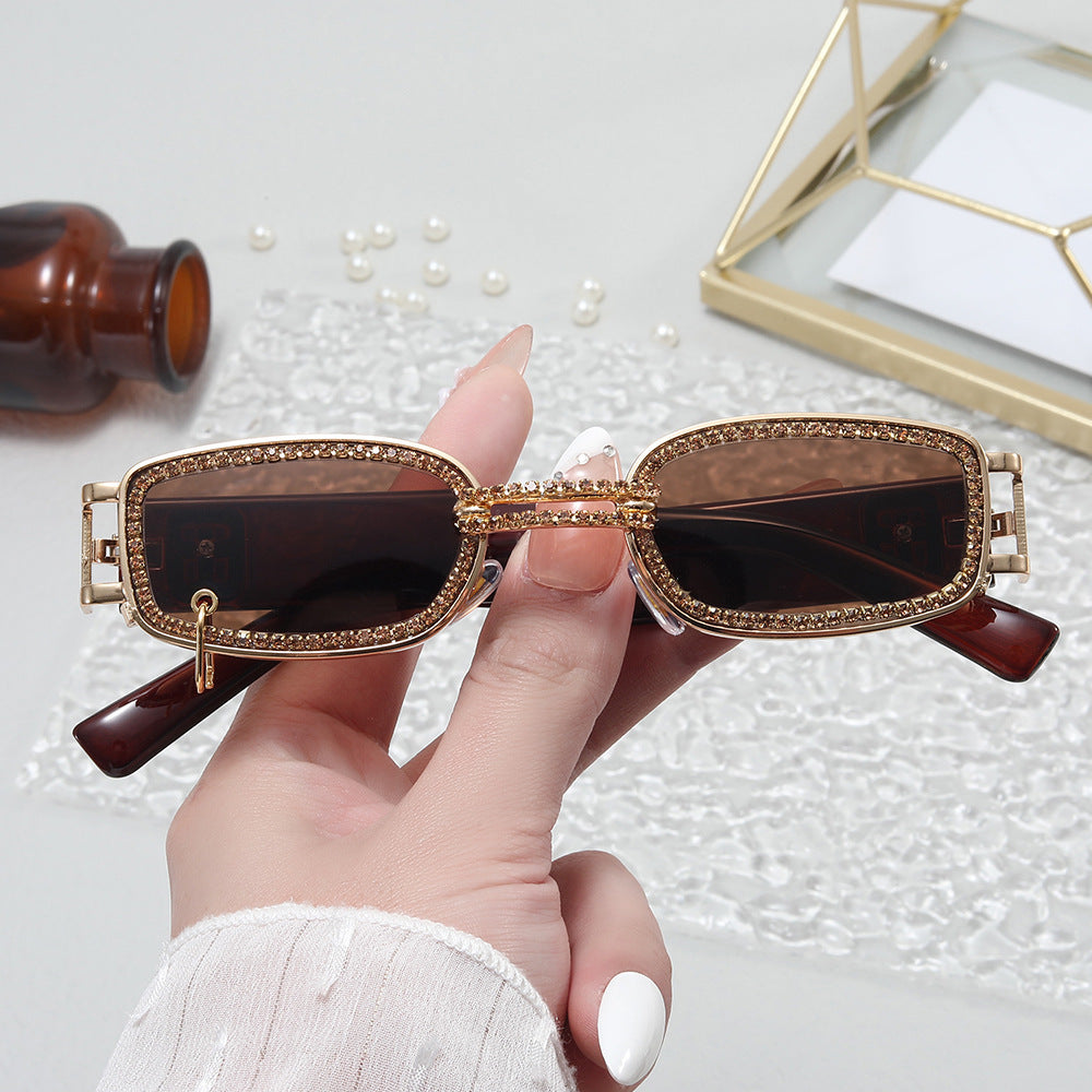 Damen modische Sonnenbrille mit funkelndem Kristallrahmen Brehn