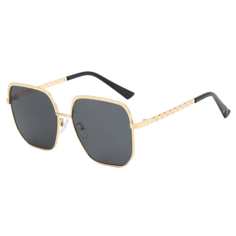 Damen modische Sonnenbrille mit quadratischem Rahmen und stilvollen Details Brehn