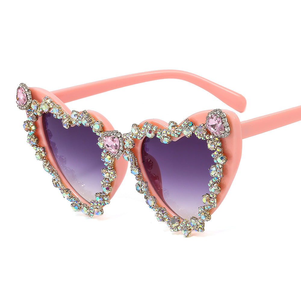 Damen Herzförmige Glamour-Sonnenbrille mit Strassverzierungen Brehn