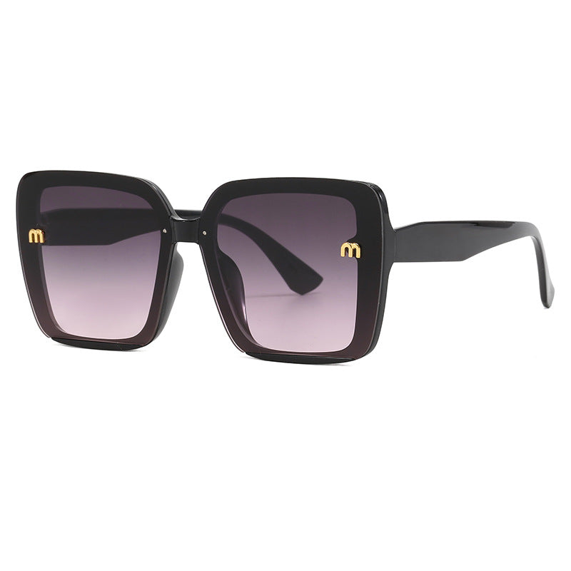 Damen oversized quadratische Sonnenbrille mit elegantem Rahmen Brehn
