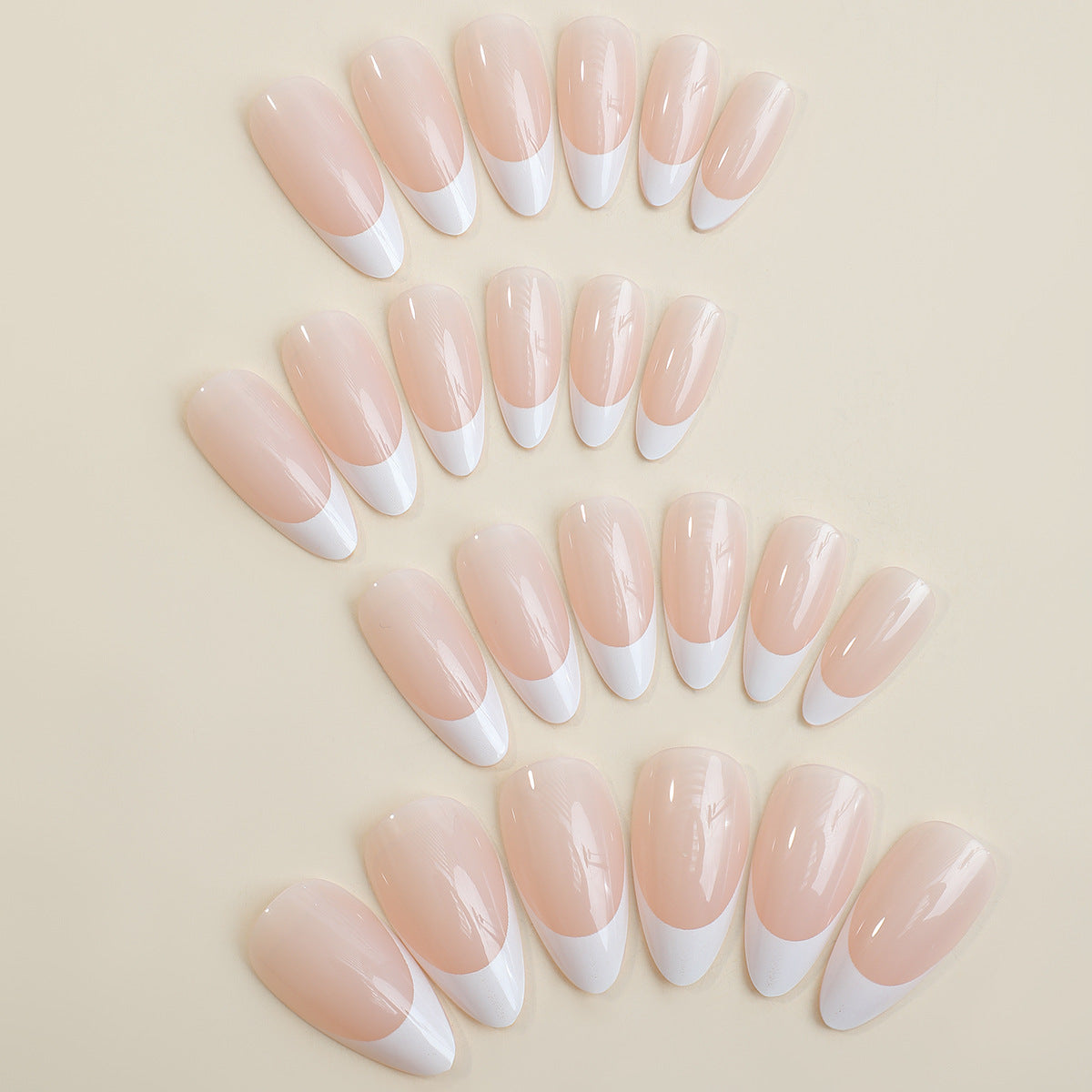 Press-On Nagelset mit französischem Spitzendesign Brehn