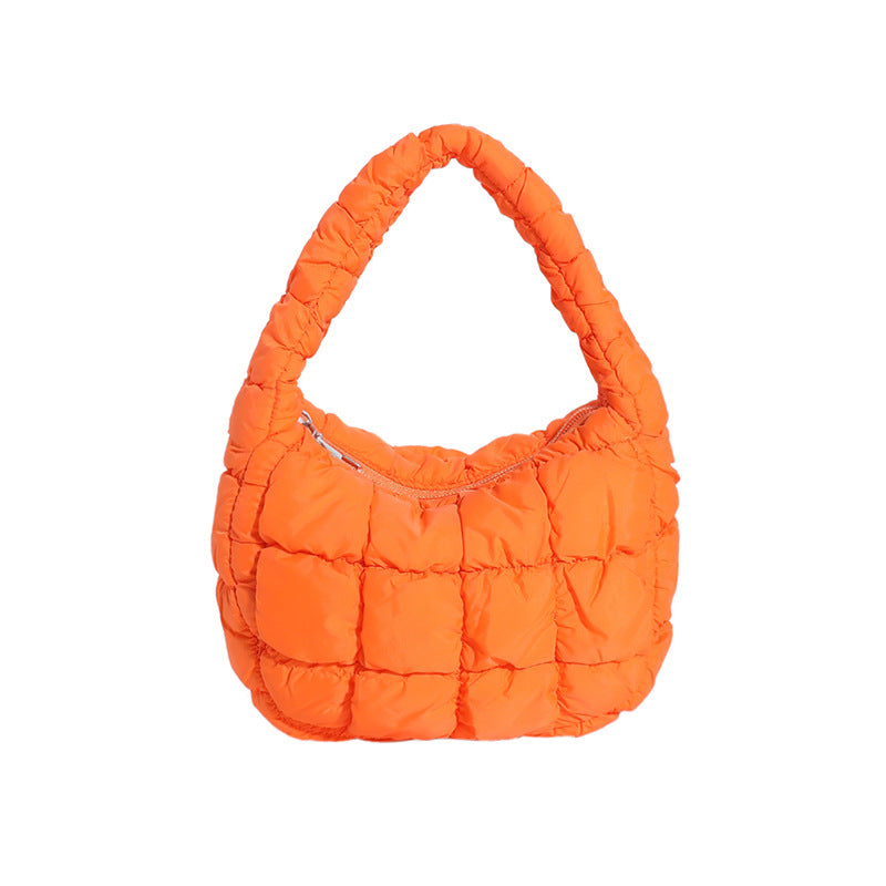 Gepuffte Schultertasche