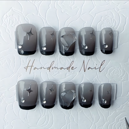Einzigartiges artikuliertes Nageldesign Brehn